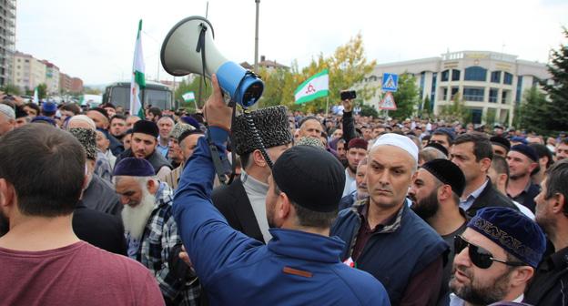 Акция протеста в Магасе 5 октября 2018 года. Фото Магомеда Муцольгова, http://www.svobodu.online/blogs/342/posts/34807