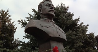 Бюст Сталина в Волгограде, 1 февраля 2023 года. Фото Вячеслава Ященко для 